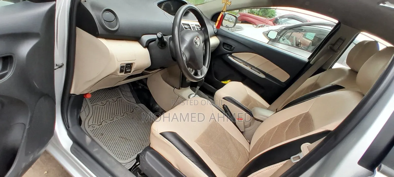 Suzuki Swift 2021 Silver