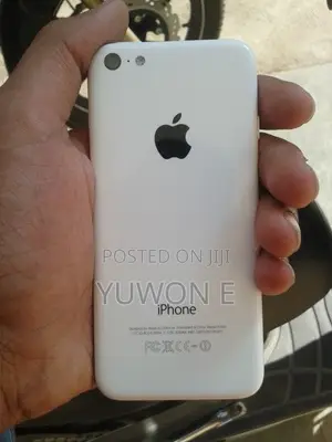Apple iPhone 5c 16 GB White