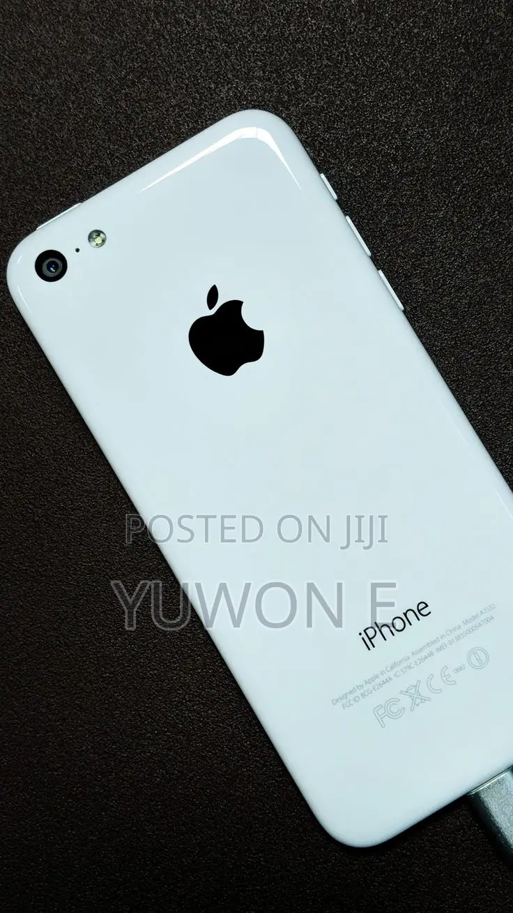 Apple iPhone 5c 16 GB White