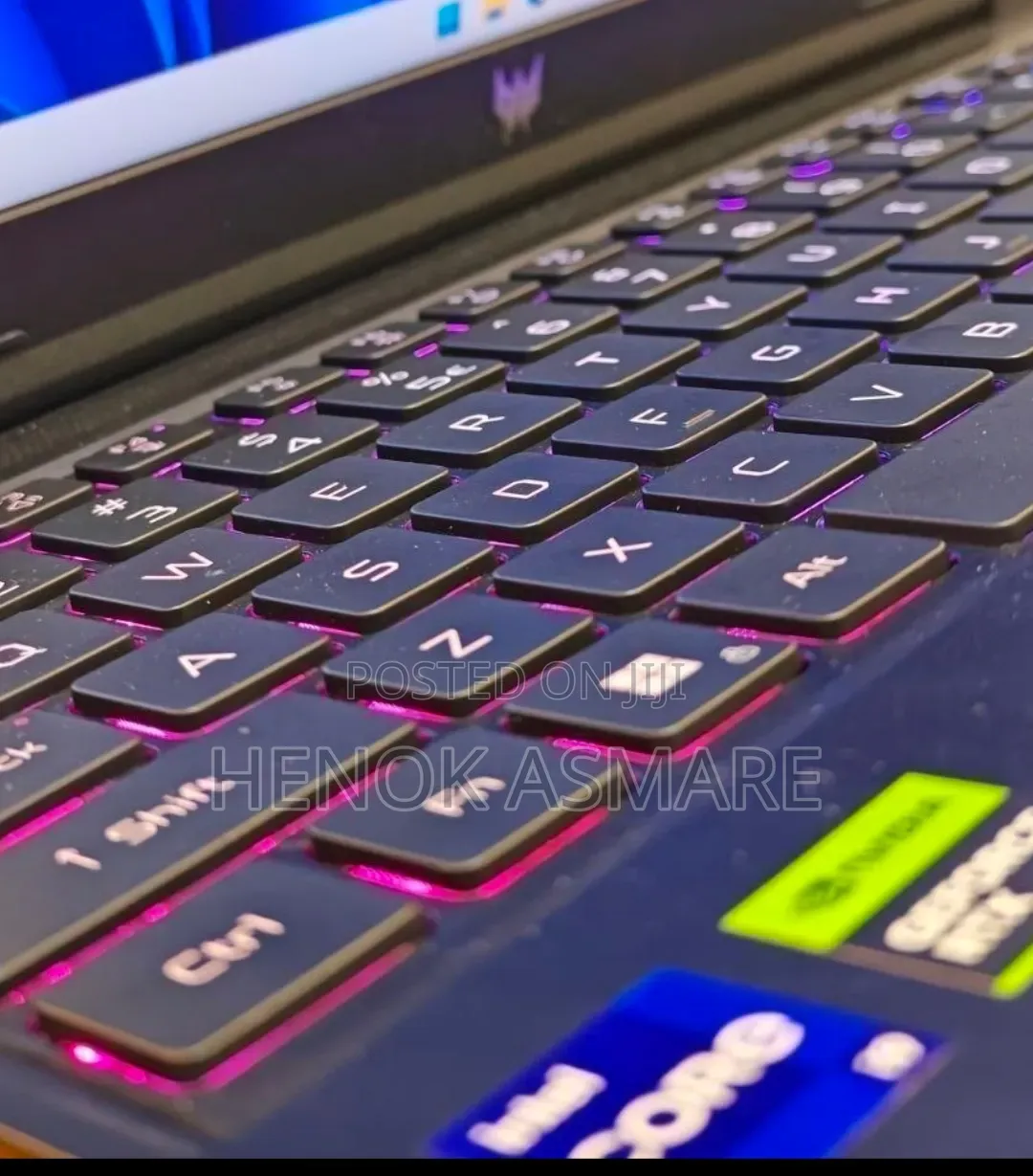 New Laptop Acer Predator Helios Neo 16 16GB Intel Core i9 SSD 1T
