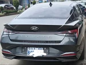 Hyundai Avante 2022 Gray