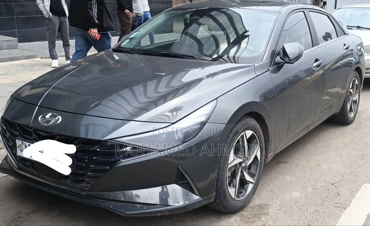 Hyundai Avante 2022 Gray