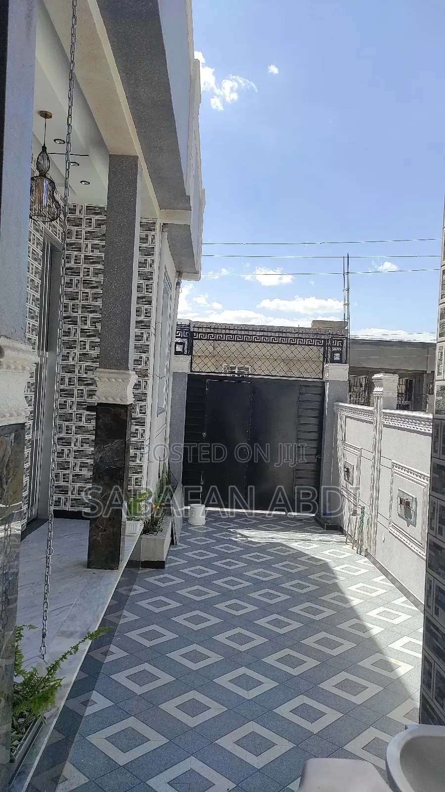 Furnished 4bdrm House in Villa&L-Shape, Akaky Kaliti for sale