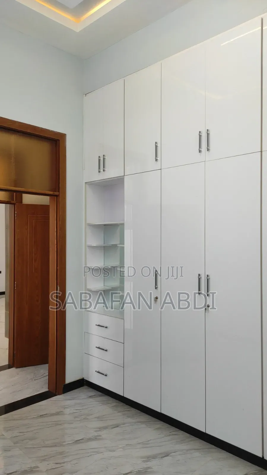 Furnished 4bdrm House in Villa&L-Shape, Akaky Kaliti for sale