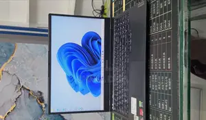 New Laptop Lenovo Legion Pro 7 16GB AMD Ryzen 7 SSD 1T