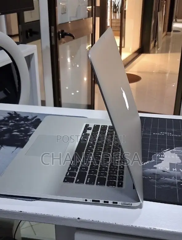 New Laptop Apple MacBook Pro 2014 16GB Intel Core i7 SSD 256GB