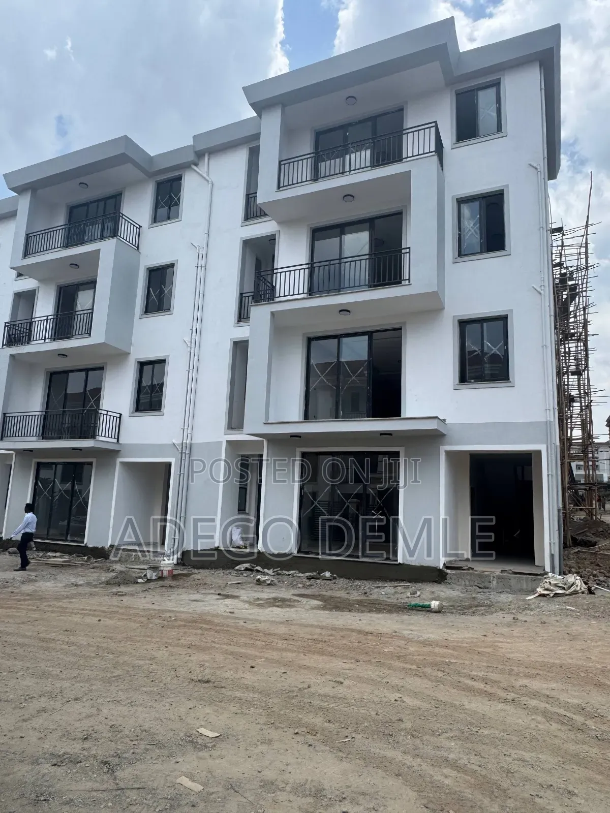 Furnished 2bdrm Apartment in Kangaroo Development, Bole for sale