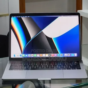 New Laptop Apple MacBook Pro 2019 16GB Intel Core i7 SSD 512GB