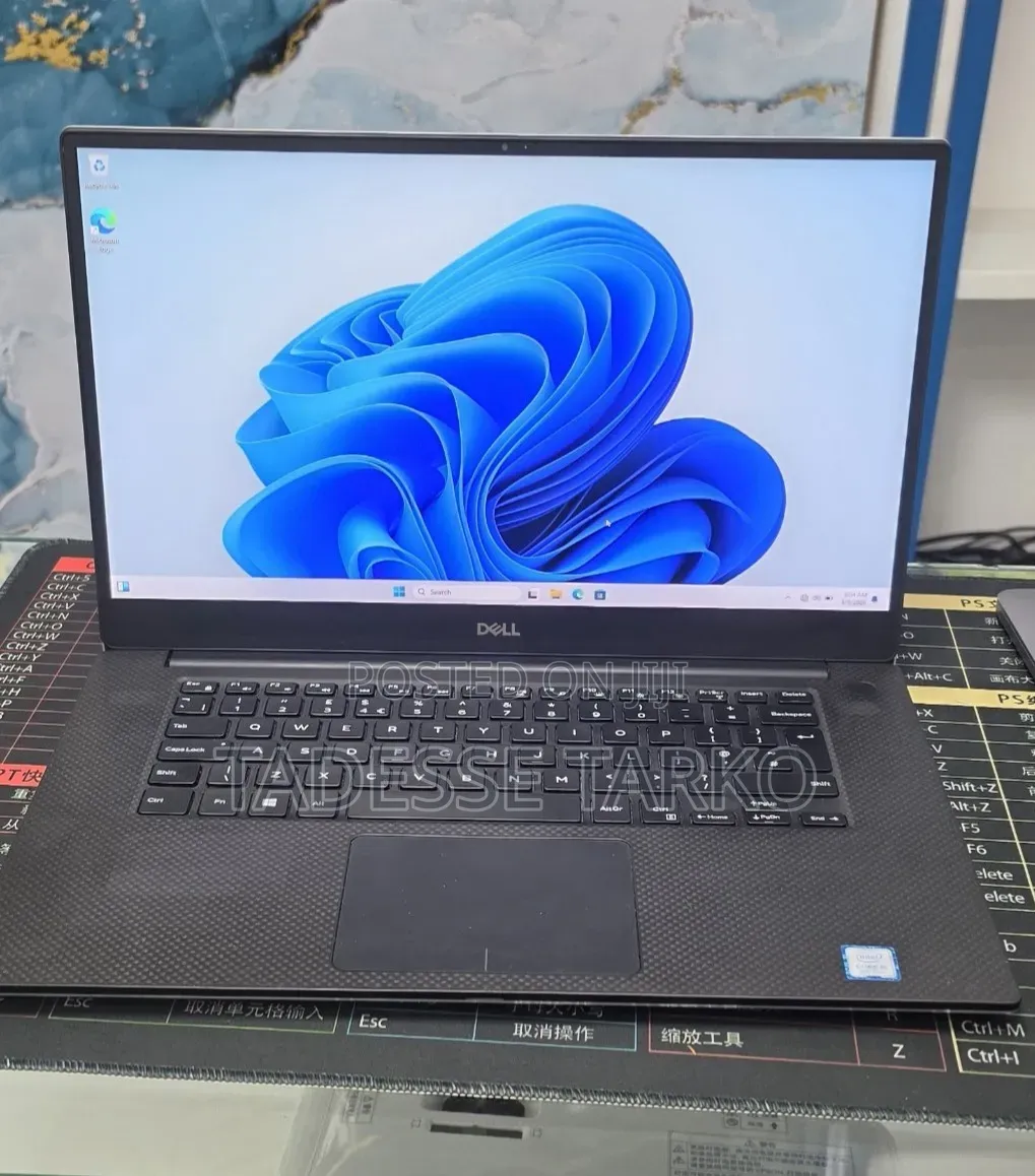 New Laptop Dell XPS 15 16GB Intel Core i5 SSD 512GB