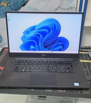 New Laptop Dell XPS 15 16GB Intel Core i5 SSD 512GB