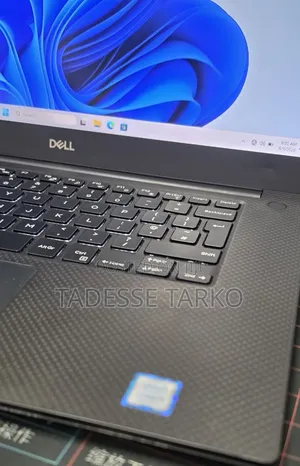 New Laptop Dell XPS 15 16GB Intel Core i5 SSD 512GB