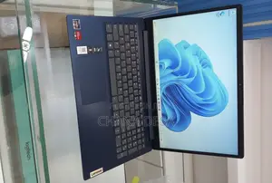 New Laptop Lenovo 8GB AMD Ryzen 5 SSD 256GB