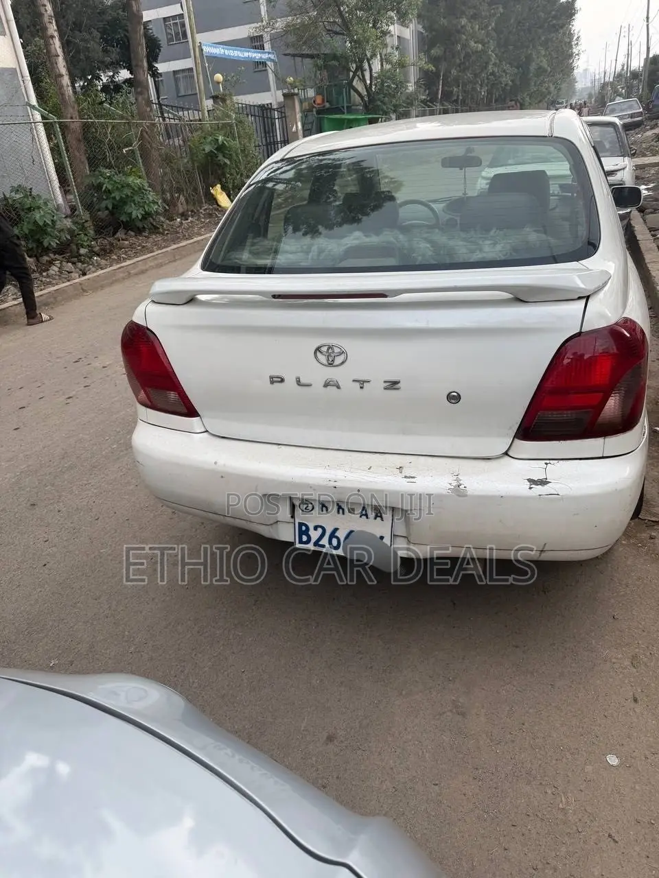 Toyota Platz 2002 White