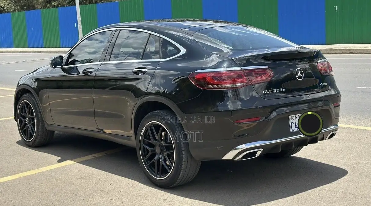Mercedes-Benz GLC-Class 2021 Black