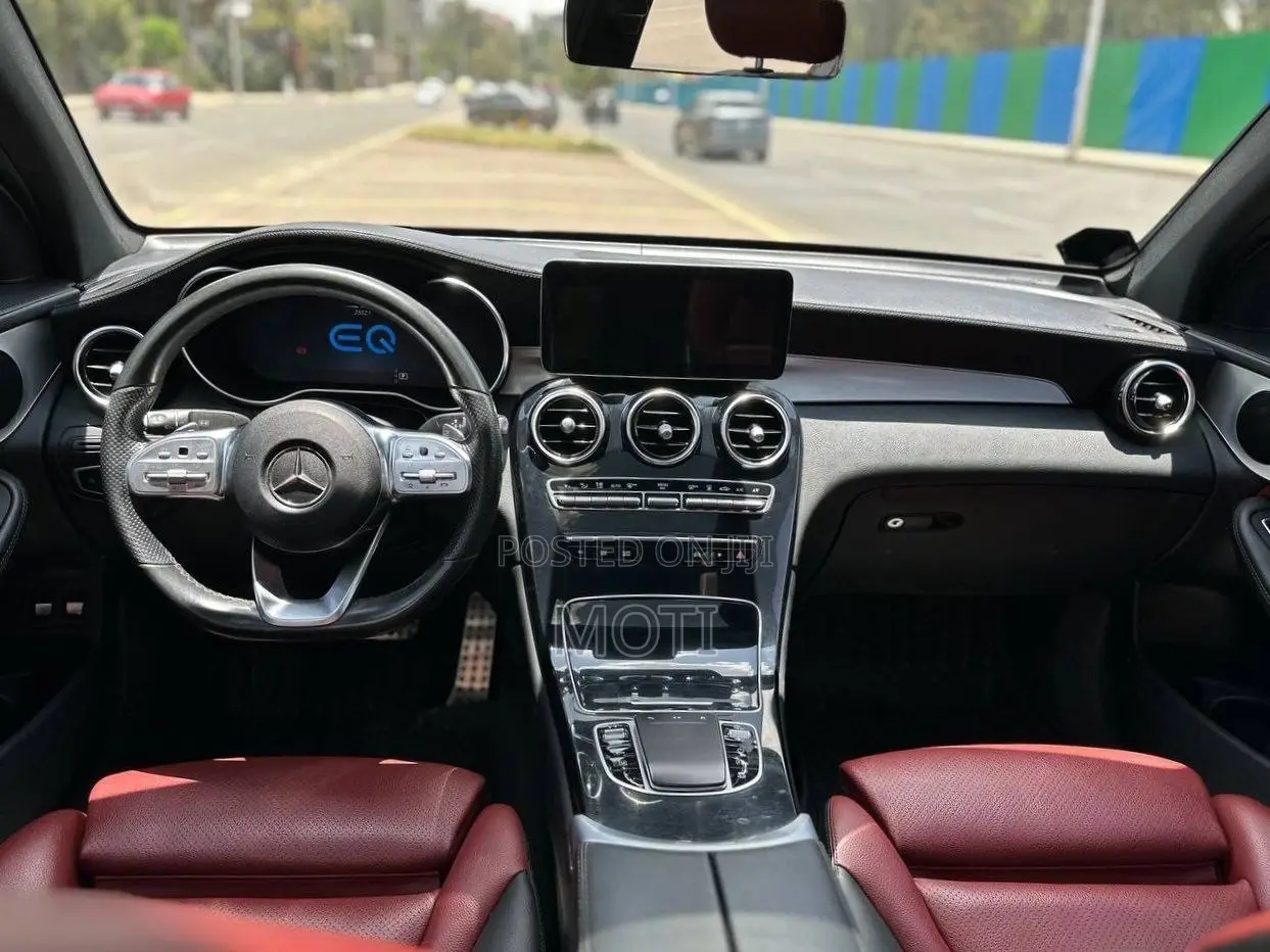 Mercedes-Benz GLC-Class 2021 Black