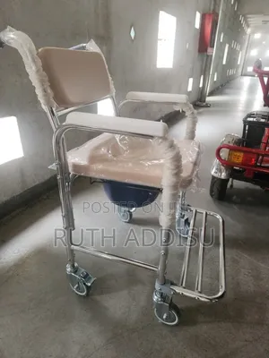 Commode Wheelchair朱紅toilet Wheelchair鳵你commode Wheelchair奈羅wheelchair