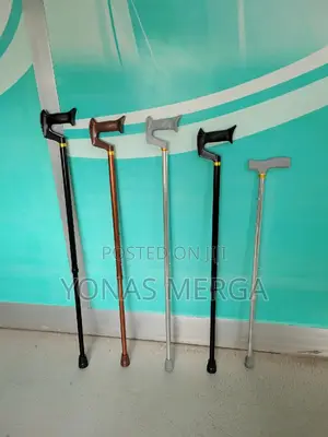Walking Stick/cane船告Experience Enhanced Stability and Support