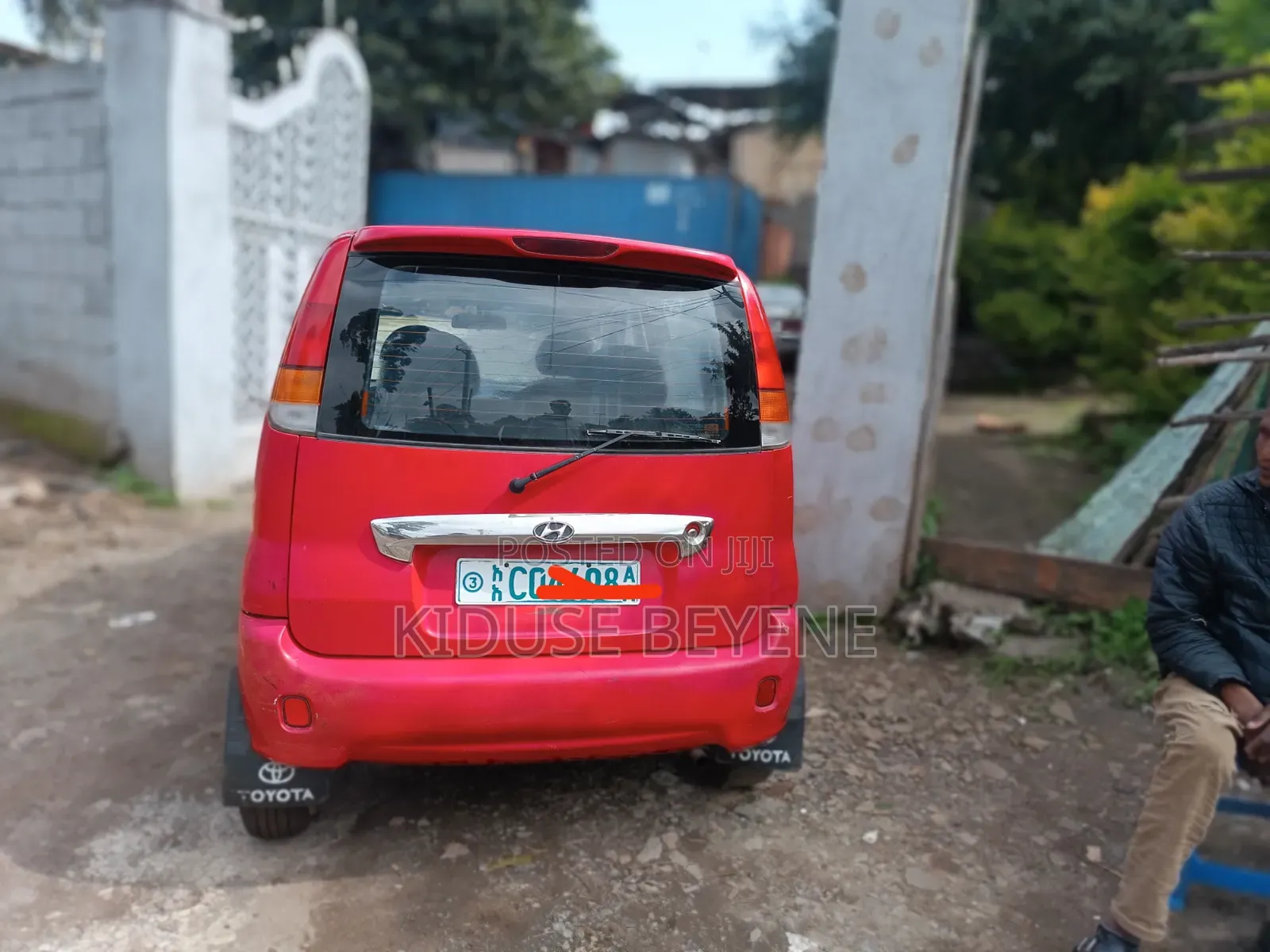Car 2000 Red