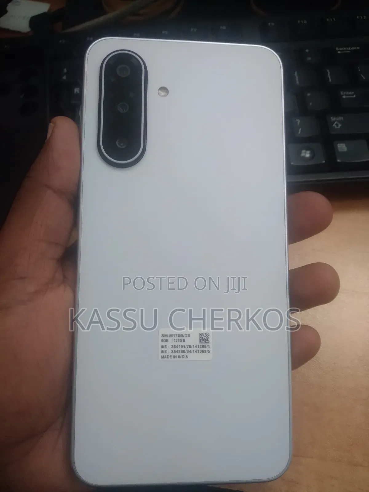 New Samsung Galaxy M17 5G 128 GB White