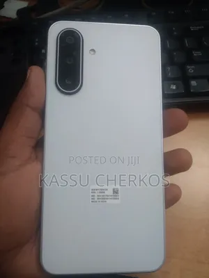 New Samsung Galaxy M17 5G 128 GB White
