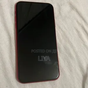 Apple iPhone 11 64 GB Red