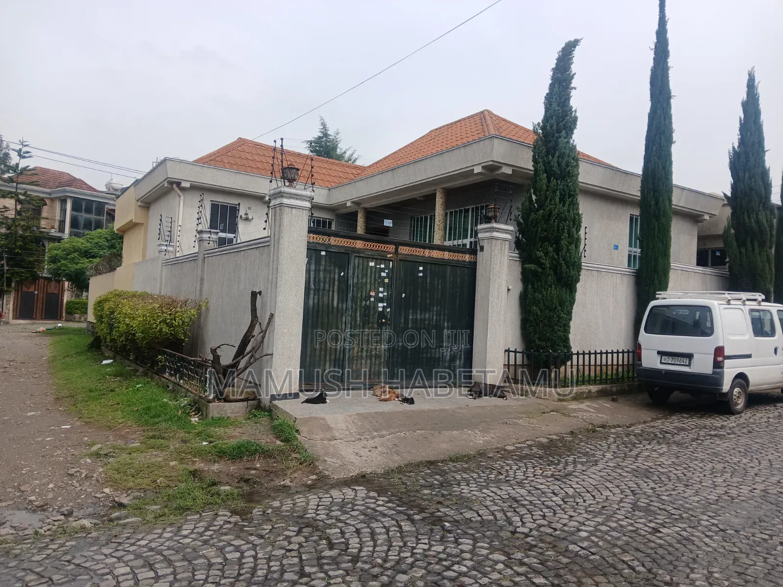 Furnished 5bdrm Villa in 165ካሬ ቪላ, Nifas Silk-Lafto for sale
