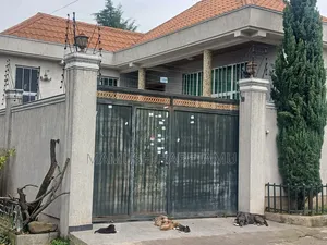 Furnished 5bdrm Villa in 165ካሬ ቪላ, Nifas Silk-Lafto for sale