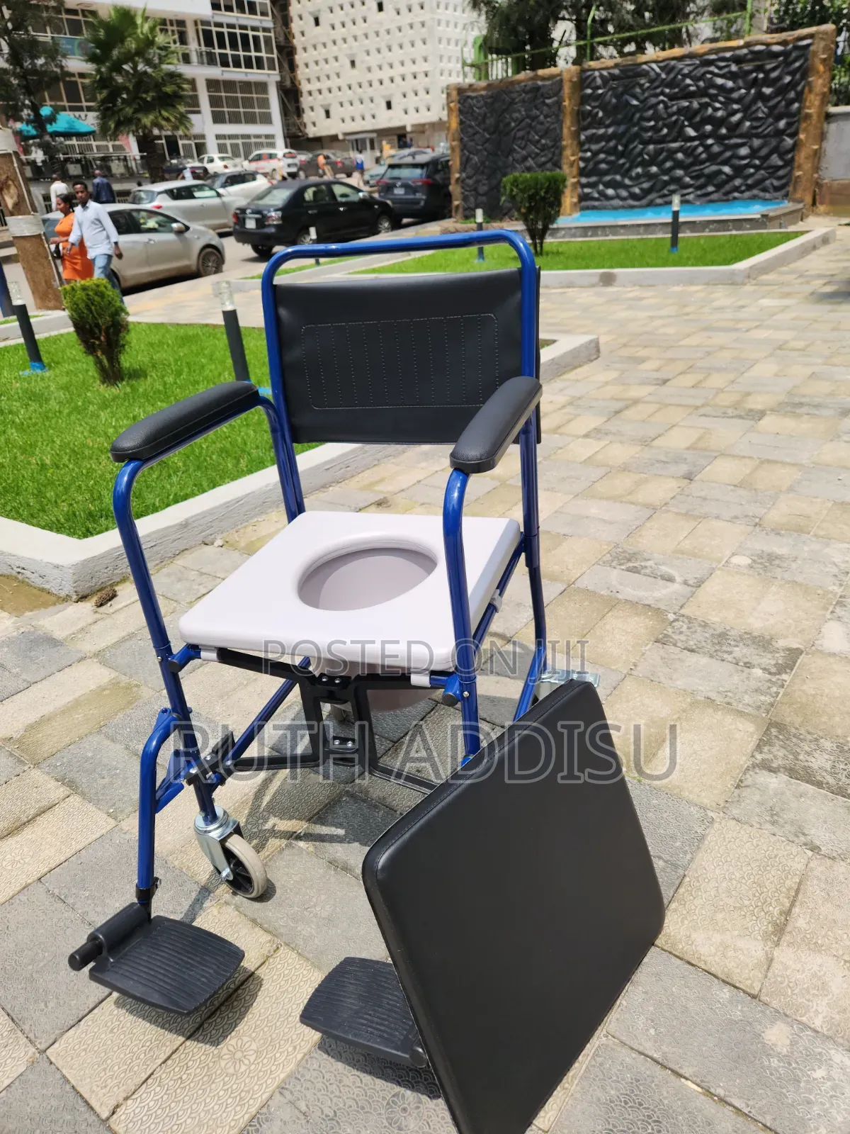 Commode Wheelchair鳵了wheelchair堥那with Popo Wheelchair鳵你wheelchair Popo