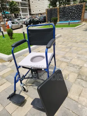 Commode Wheelchair鳵了wheelchair堥那with Popo Wheelchair鳵你wheelchair Popo