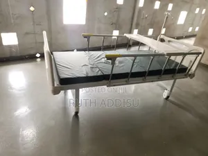 Hospital bed鳵的Hospital Two Crnak軍人two Functional Hospital Bed Packed