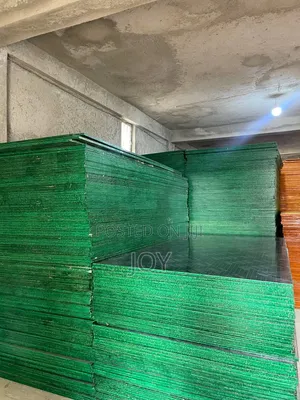 18mm Water-Resistant Construction Plywood – 244×122cm
