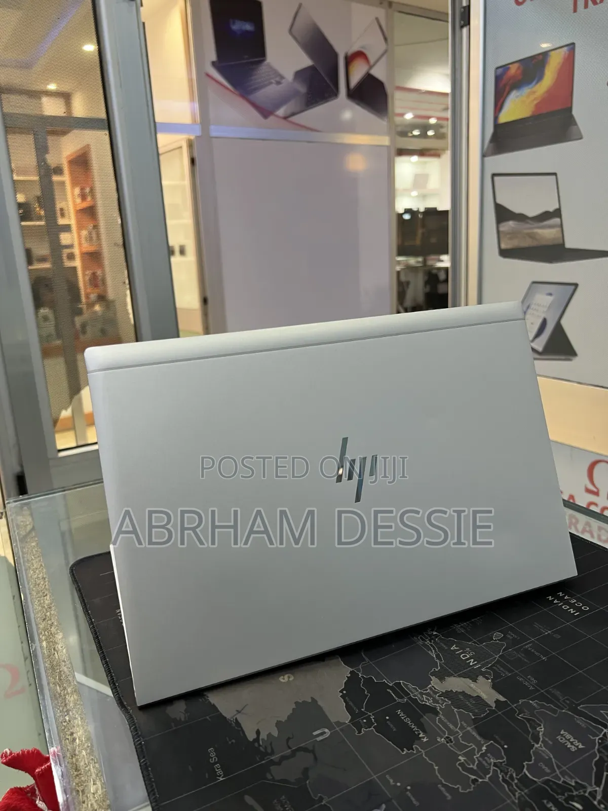 New Laptop HP EliteBook 840 G7 16GB Intel Core i5 SSD 512GB