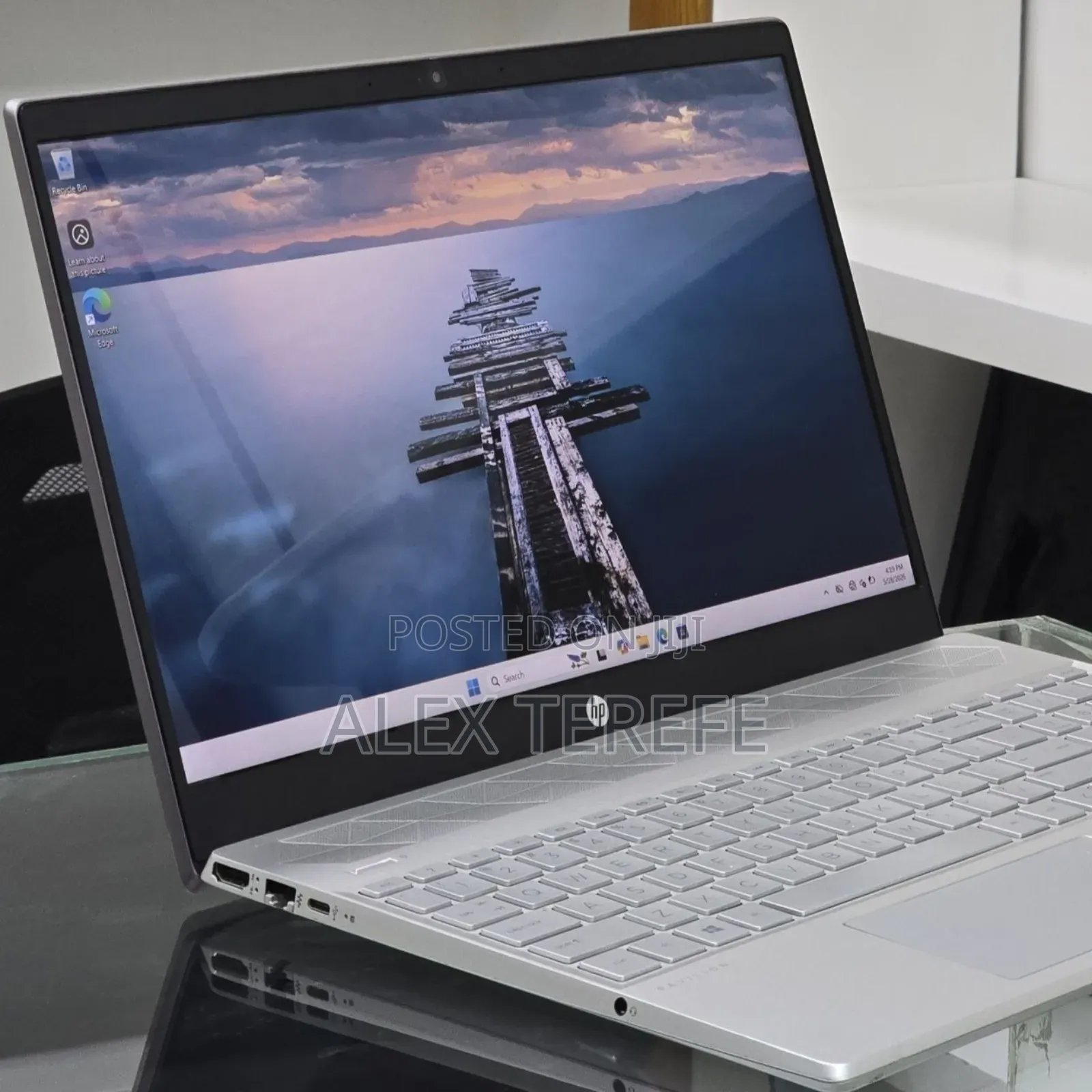 New Laptop HP Pavilion 15 16GB Intel Core i7 SSD 256GB