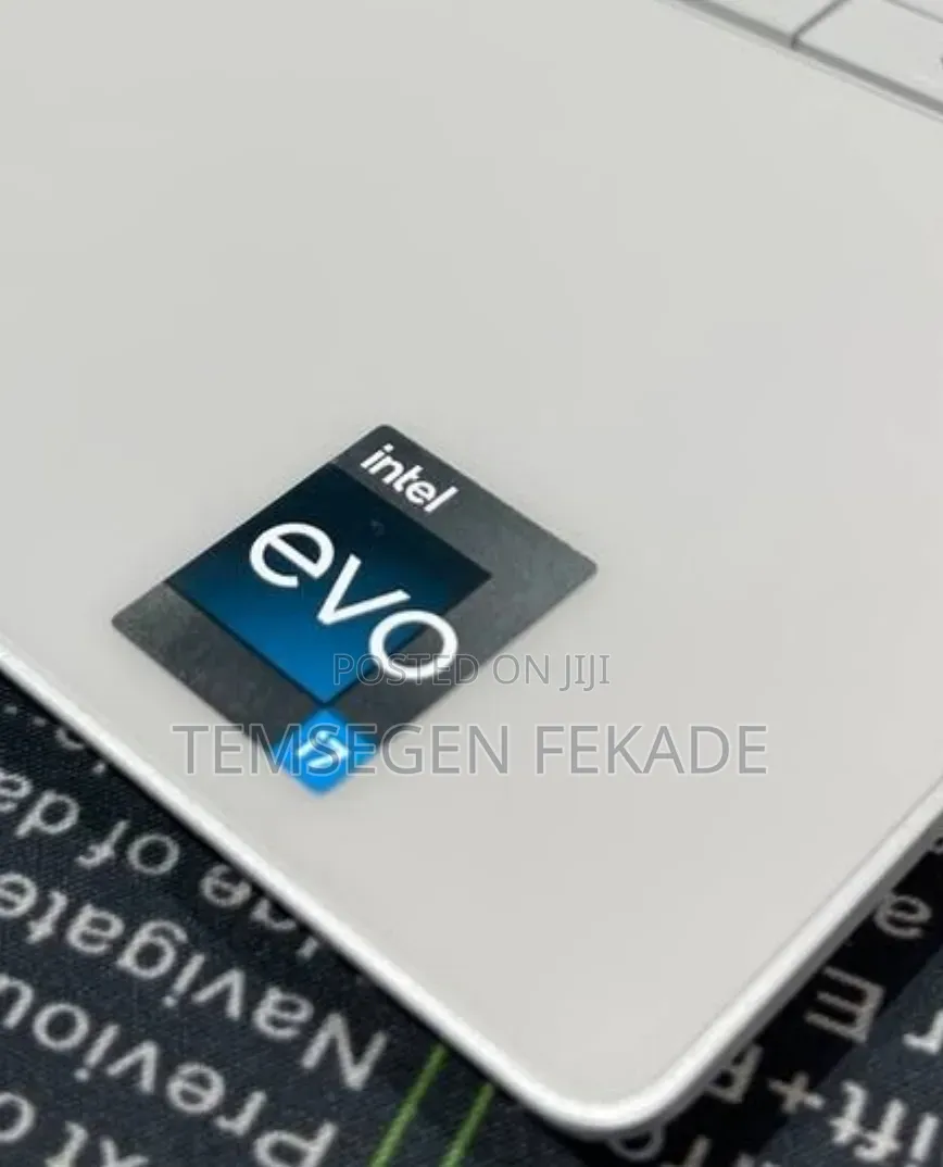 New Laptop Dell XPS 13 32GB Intel Core i7 SSD 512GB