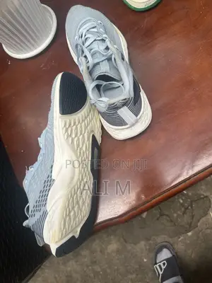 ቶርሽን ጫማዎች ለሽያጭ