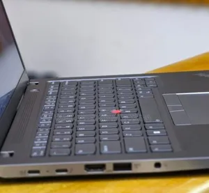 New Laptop Lenovo ThinkPad T14s G4 16GB Intel Core i7 SSD 512GB