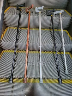 Adjustable WALKING STICK (VALUE)鋆峰cane Enhances Visibility at Night