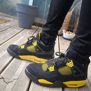Nike Air Jordan 4 Retro "Thunder"Black/Yellow