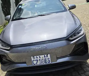 BYD E2 43 kWh 94 hp FWD 2025 Silver