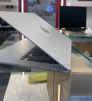 New Laptop Apple MacBook Air 2025 M4 24GB Apple M4 SSD 1T