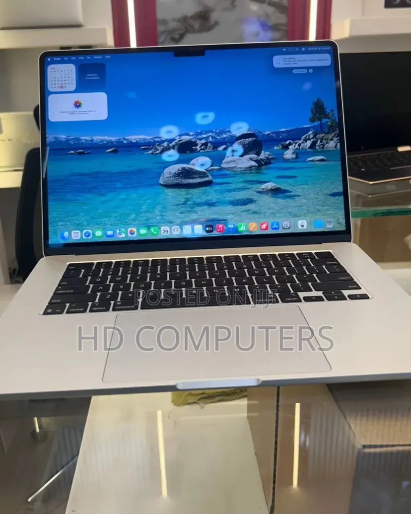 New Laptop Apple MacBook Air 2025 M4 24GB Apple M4 SSD 1T
