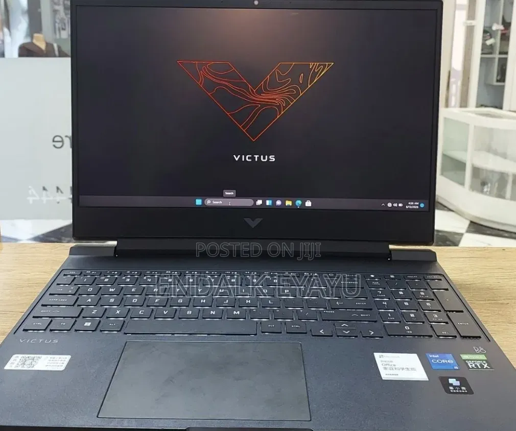 New Laptop HP Victus 15 16GB Intel Core i5 SSD 512GB
