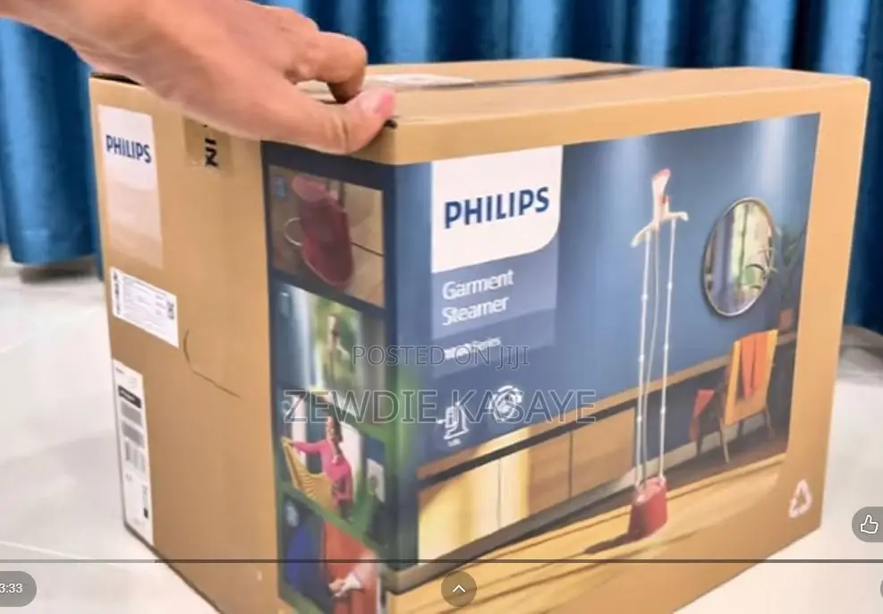 Philips Garment Steamer 1800 Watts – Soft Red STE1020/26
