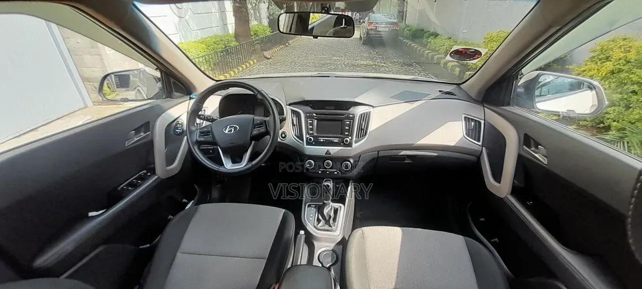 Hyundai Creta 2017 Pink