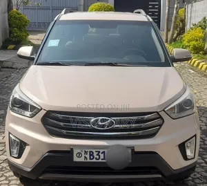 Hyundai Creta 2017 Pink