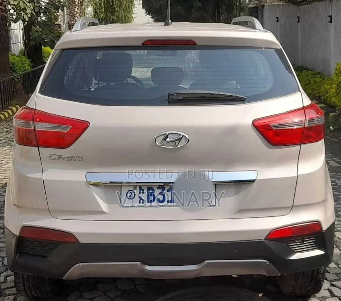 Hyundai Creta 2017 Pink