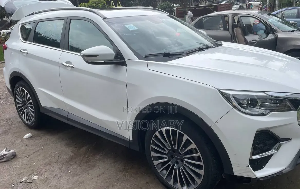 Jetour X70 Plus 2022 White