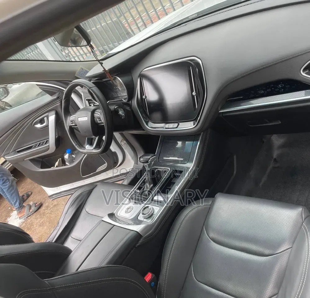 Jetour X70 Plus 2022 White