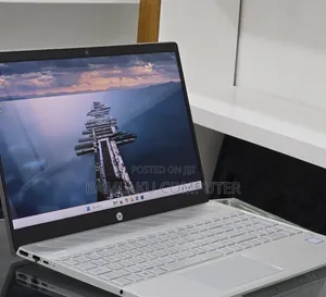 New Laptop HP Pavilion 15 16GB Intel Core i7 SSD 256GB