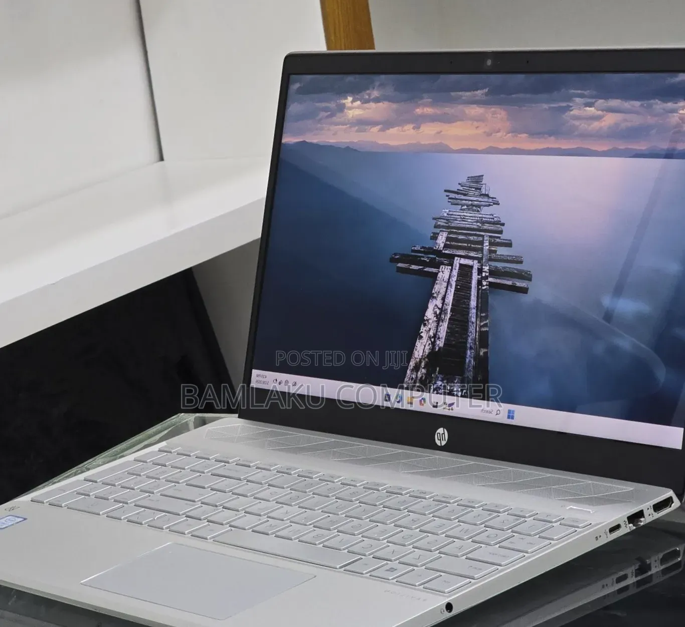 New Laptop HP Pavilion 15 16GB Intel Core i7 SSD 256GB
